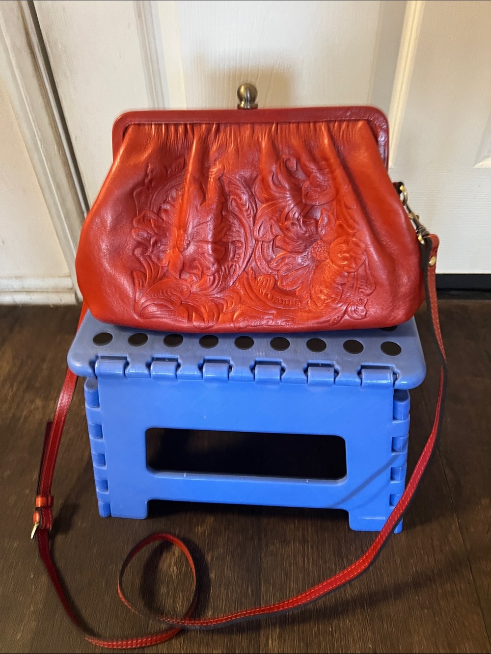 Patricia Nash Red Embossed Leather Kiss-Lock Crossbody